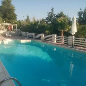 https://san-placido-green-house-villa-con-piscina.sicilyhotelsitaly.net